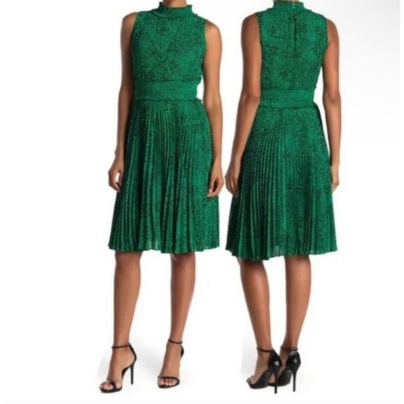 NANETTE LEPORE Women's Pleated Animal Print Smocked Mock Neck Midi Dress Green - Picture 1 of 12